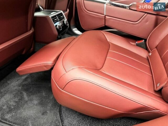 Серый Ленд Ровер Рендж Ровер, объемом двигателя 4.39 л и пробегом 7 тыс. км за 253000 $, фото 29 на Automoto.ua