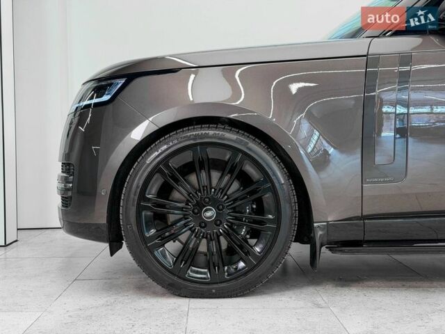 Серый Ленд Ровер Рендж Ровер, объемом двигателя 4.39 л и пробегом 7 тыс. км за 253000 $, фото 3 на Automoto.ua