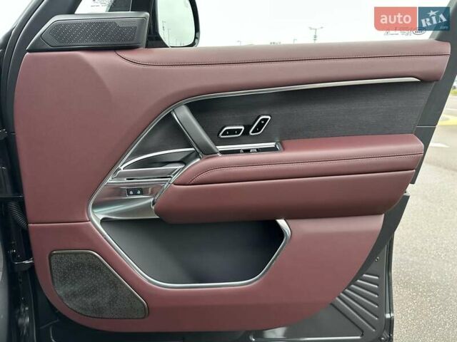 Серый Ленд Ровер Рендж Ровер, объемом двигателя 4.39 л и пробегом 18 тыс. км за 238000 $, фото 29 на Automoto.ua