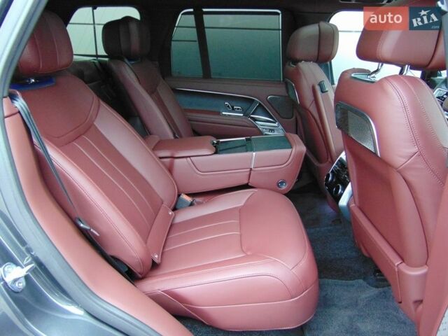 Сірий Ленд Ровер Рендж Ровер, об'ємом двигуна 3 л та пробігом 6 тис. км за 224862 $, фото 15 на Automoto.ua