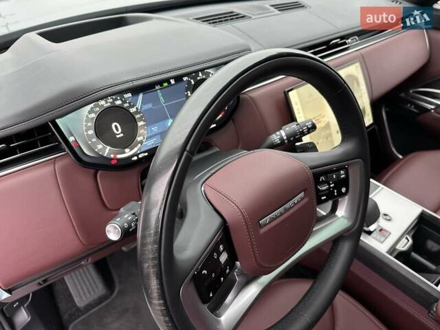 Серый Ленд Ровер Рендж Ровер, объемом двигателя 4.39 л и пробегом 18 тыс. км за 238000 $, фото 16 на Automoto.ua