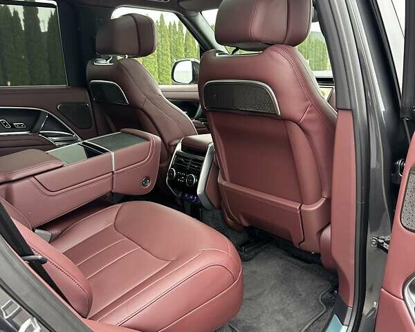 Серый Ленд Ровер Рендж Ровер, объемом двигателя 4.39 л и пробегом 18 тыс. км за 238000 $, фото 25 на Automoto.ua