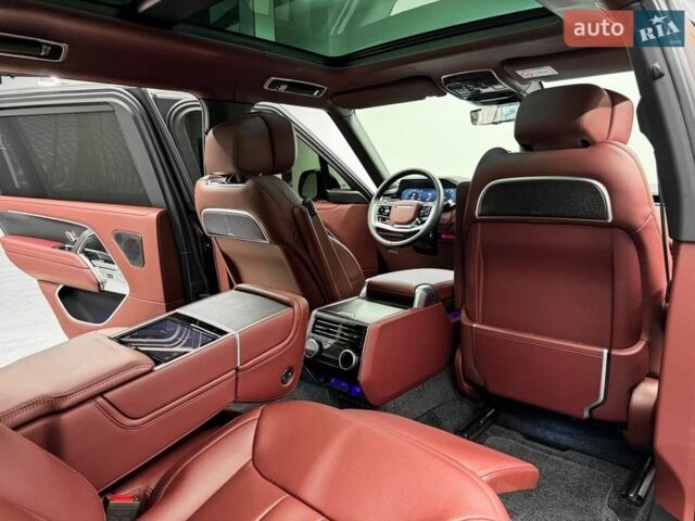 Серый Ленд Ровер Рендж Ровер, объемом двигателя 4.39 л и пробегом 7 тыс. км за 253000 $, фото 41 на Automoto.ua