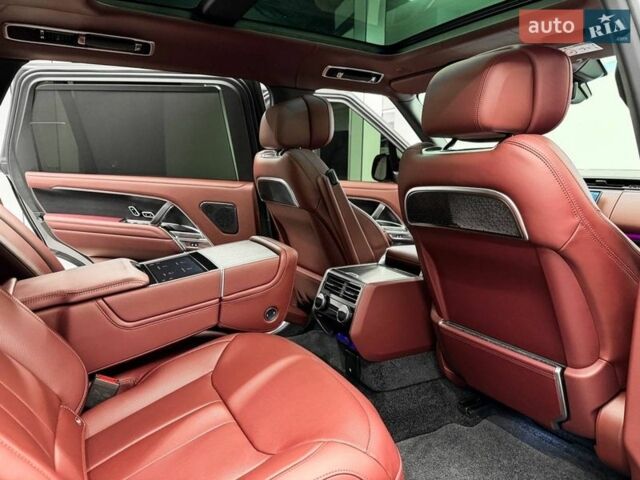 Серый Ленд Ровер Рендж Ровер, объемом двигателя 4.39 л и пробегом 7 тыс. км за 253000 $, фото 35 на Automoto.ua