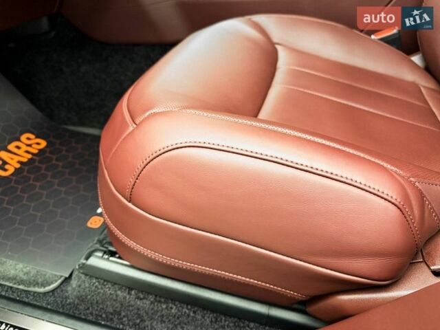 Серый Ленд Ровер Рендж Ровер, объемом двигателя 4.39 л и пробегом 7 тыс. км за 253000 $, фото 24 на Automoto.ua