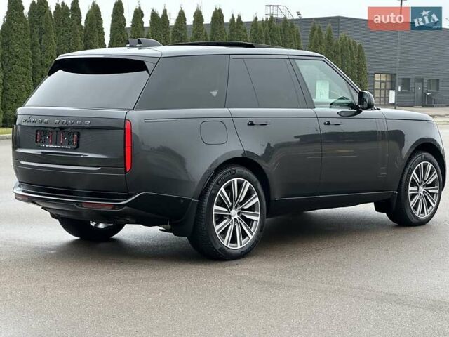 Серый Ленд Ровер Рендж Ровер, объемом двигателя 4.39 л и пробегом 18 тыс. км за 238000 $, фото 6 на Automoto.ua