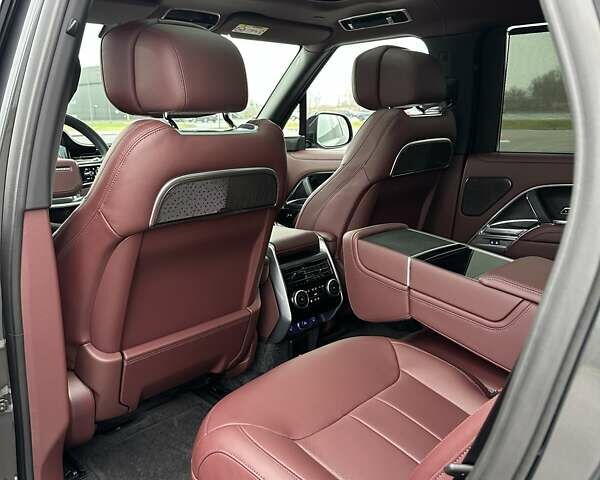 Серый Ленд Ровер Рендж Ровер, объемом двигателя 4.39 л и пробегом 18 тыс. км за 238000 $, фото 18 на Automoto.ua