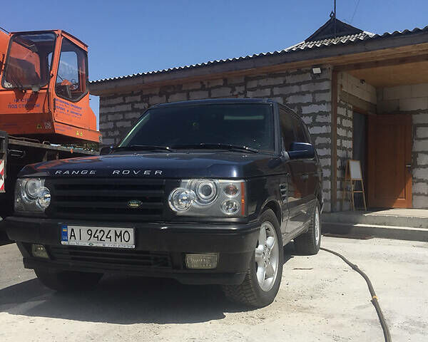Синий Ленд Ровер Рендж Ровер, объемом двигателя 4.6 л и пробегом 350 тыс. км за 5200 $, фото 1 на Automoto.ua