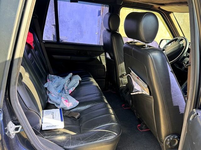 Синий Ленд Ровер Рендж Ровер, объемом двигателя 4 л и пробегом 350 тыс. км за 4999 $, фото 3 на Automoto.ua