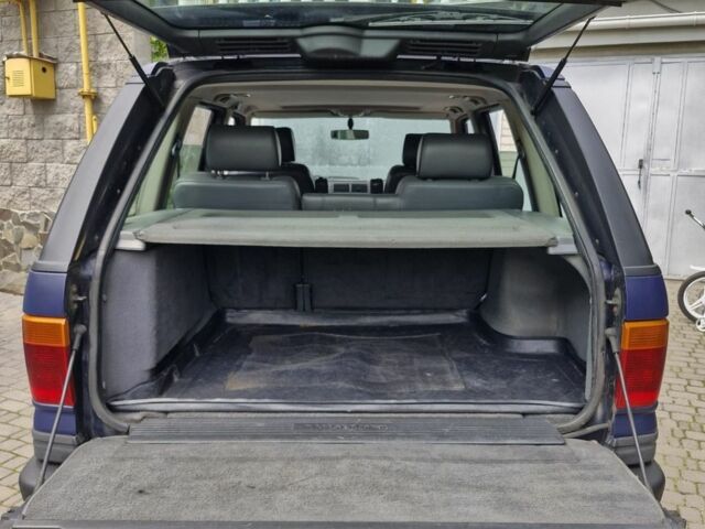 Синій Ленд Ровер Рендж Ровер, об'ємом двигуна 2.5 л та пробігом 350 тис. км за 5184 $, фото 7 на Automoto.ua