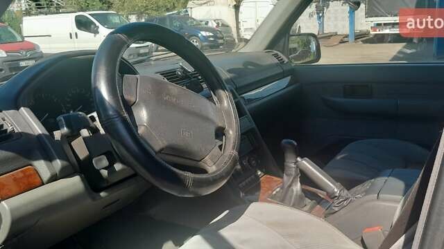 Синий Ленд Ровер Рендж Ровер, объемом двигателя 2.5 л и пробегом 224 тыс. км за 2820 $, фото 4 на Automoto.ua