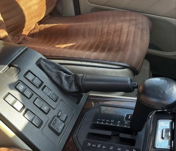 Синій Ленд Ровер Рендж Ровер, об'ємом двигуна 2.5 л та пробігом 330 тис. км за 7000 $, фото 11 на Automoto.ua
