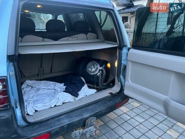 Синий Ленд Ровер Рендж Ровер, объемом двигателя 1.9 л и пробегом 227 тыс. км за 4200 $, фото 6 на Automoto.ua