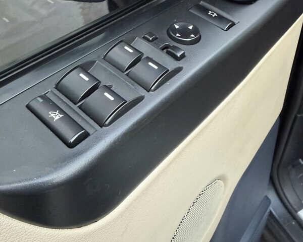 Синій Ленд Ровер Рендж Ровер, об'ємом двигуна 2.93 л та пробігом 420 тис. км за 7500 $, фото 22 на Automoto.ua