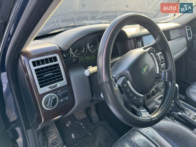 Синий Ленд Ровер Рендж Ровер, объемом двигателя 2.93 л и пробегом 364 тыс. км за 8500 $, фото 13 на Automoto.ua