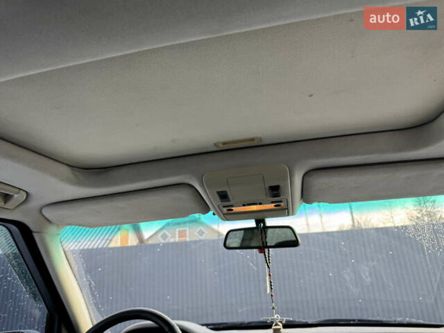 Синий Ленд Ровер Рендж Ровер, объемом двигателя 2.93 л и пробегом 364 тыс. км за 8500 $, фото 11 на Automoto.ua