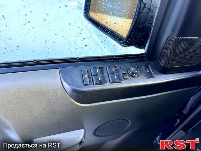 Синій Ленд Ровер Рендж Ровер, об'ємом двигуна 2.9 л та пробігом 0 тис. км за 8500 $, фото 11 на Automoto.ua