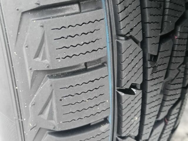 Синий Ленд Ровер Рендж Ровер, объемом двигателя 0 л и пробегом 300 тыс. км за 1857 $, фото 3 на Automoto.ua