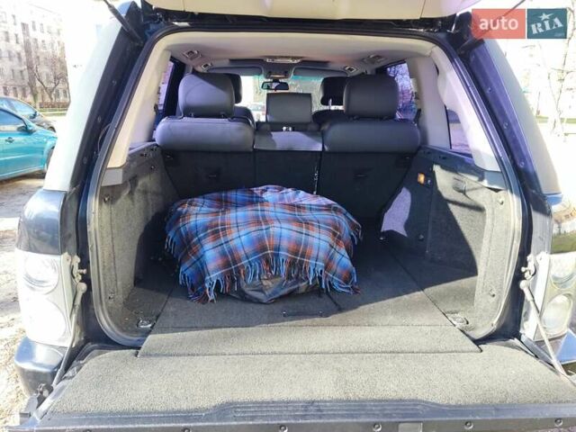 Синий Ленд Ровер Рендж Ровер, объемом двигателя 4.4 л и пробегом 368 тыс. км за 7900 $, фото 3 на Automoto.ua