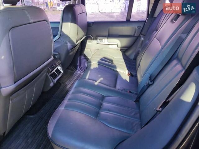 Синий Ленд Ровер Рендж Ровер, объемом двигателя 4.4 л и пробегом 368 тыс. км за 7900 $, фото 9 на Automoto.ua