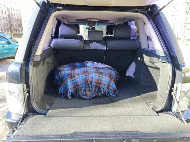 Ленд Ровер Рендж Ровер 2004 в Киеве на Automoto.ua Синий Ленд Ровер Рендж Ровер, объемом двигателя 4.4 л и пробегом 368 тыс. км за 7900 $, фото 8 на Automoto.ua