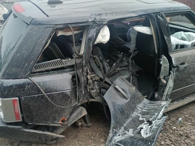 Синій Ленд Ровер Рендж Ровер, об'ємом двигуна 4.4 л та пробігом 360 тис. км за 3800 $, фото 4 на Automoto.ua