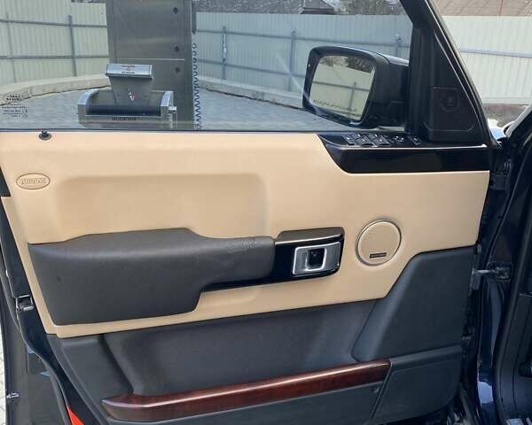 Синій Ленд Ровер Рендж Ровер, об'ємом двигуна 4.4 л та пробігом 250 тис. км за 9450 $, фото 26 на Automoto.ua