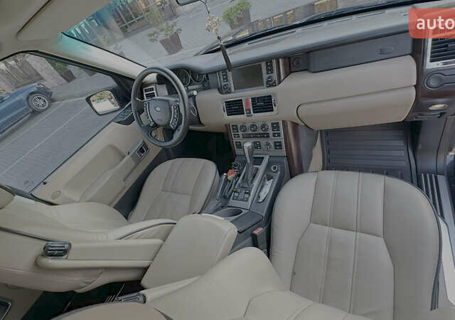 Синій Ленд Ровер Рендж Ровер, об'ємом двигуна 2.93 л та пробігом 275 тис. км за 11199 $, фото 13 на Automoto.ua