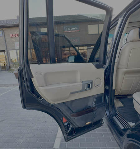 Синій Ленд Ровер Рендж Ровер, об'ємом двигуна 3 л та пробігом 320 тис. км за 10700 $, фото 23 на Automoto.ua