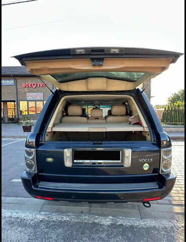 Синій Ленд Ровер Рендж Ровер, об'ємом двигуна 2.93 л та пробігом 275 тис. км за 11199 $, фото 4 на Automoto.ua