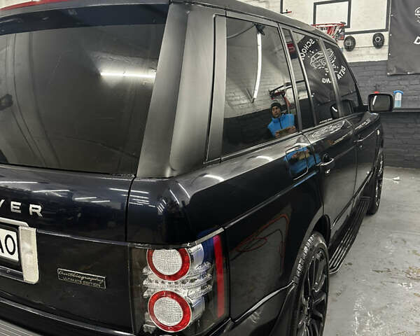 Синий Ленд Ровер Рендж Ровер, объемом двигателя 4.2 л и пробегом 263 тыс. км за 12400 $, фото 1 на Automoto.ua