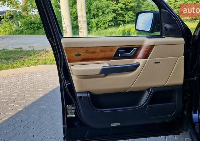 Синий Ленд Ровер Рендж Ровер, объемом двигателя 4.4 л и пробегом 175 тыс. км за 9300 $, фото 23 на Automoto.ua