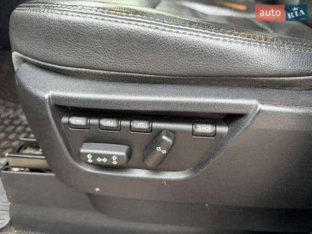 Синій Ленд Ровер Рендж Ровер, об'ємом двигуна 2.72 л та пробігом 255 тис. км за 9250 $, фото 27 на Automoto.ua