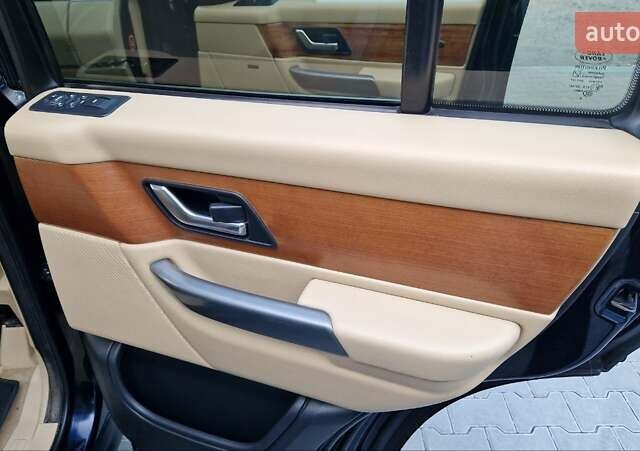 Синий Ленд Ровер Рендж Ровер, объемом двигателя 4.4 л и пробегом 175 тыс. км за 9300 $, фото 32 на Automoto.ua