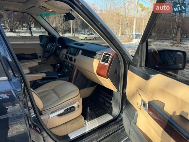 Синій Ленд Ровер Рендж Ровер, об'ємом двигуна 4.4 л та пробігом 320 тис. км за 9300 $, фото 12 на Automoto.ua