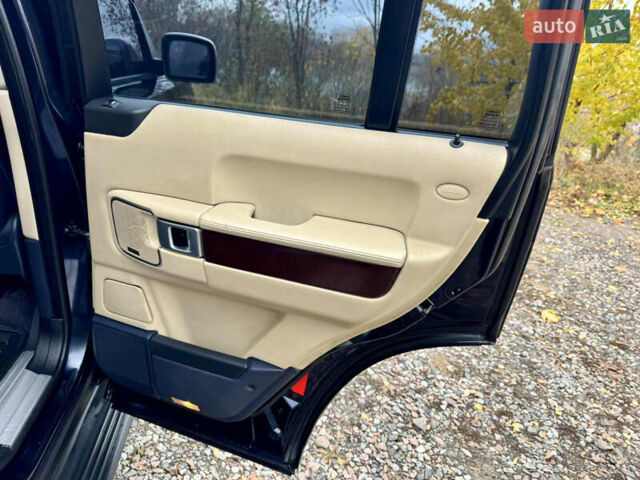 Синий Ленд Ровер Рендж Ровер, объемом двигателя 4.2 л и пробегом 309 тыс. км за 11990 $, фото 28 на Automoto.ua
