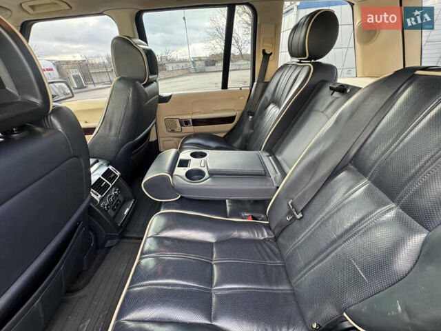 Синий Ленд Ровер Рендж Ровер, объемом двигателя 4.2 л и пробегом 300 тыс. км за 11000 $, фото 29 на Automoto.ua