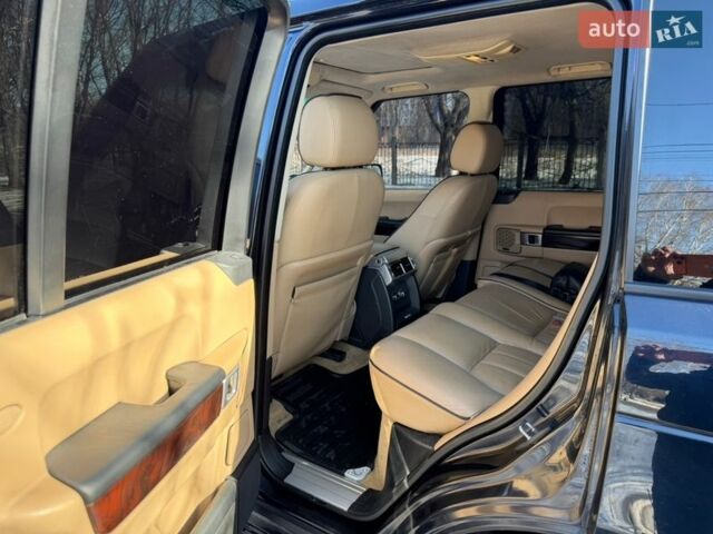 Синій Ленд Ровер Рендж Ровер, об'ємом двигуна 4.4 л та пробігом 320 тис. км за 9300 $, фото 10 на Automoto.ua