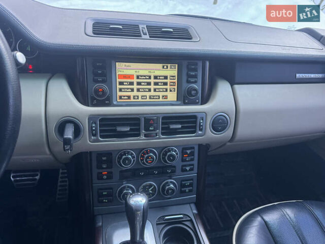 Синий Ленд Ровер Рендж Ровер, объемом двигателя 4.2 л и пробегом 249 тыс. км за 12999 $, фото 9 на Automoto.ua