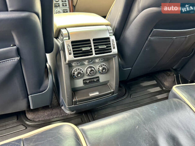 Синий Ленд Ровер Рендж Ровер, объемом двигателя 4.2 л и пробегом 309 тыс. км за 11990 $, фото 25 на Automoto.ua