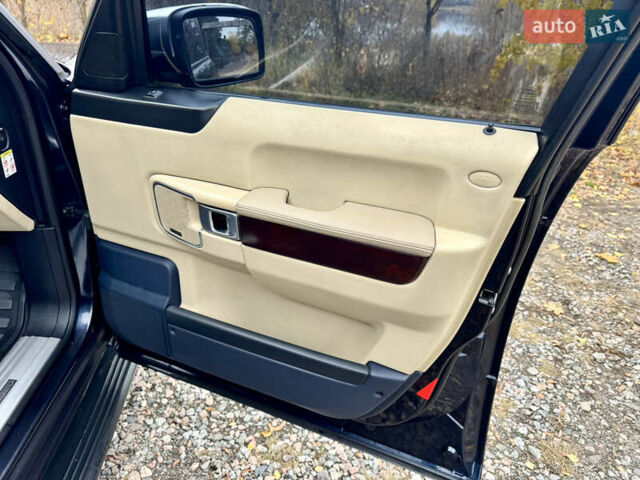 Синий Ленд Ровер Рендж Ровер, объемом двигателя 4.2 л и пробегом 309 тыс. км за 11990 $, фото 31 на Automoto.ua