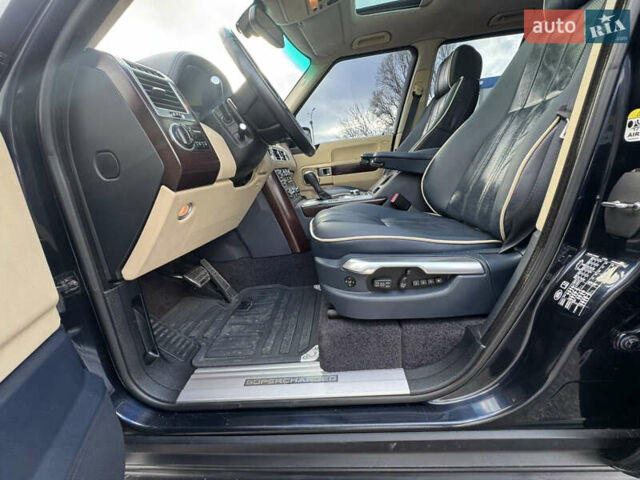 Синий Ленд Ровер Рендж Ровер, объемом двигателя 4.2 л и пробегом 300 тыс. км за 11000 $, фото 38 на Automoto.ua