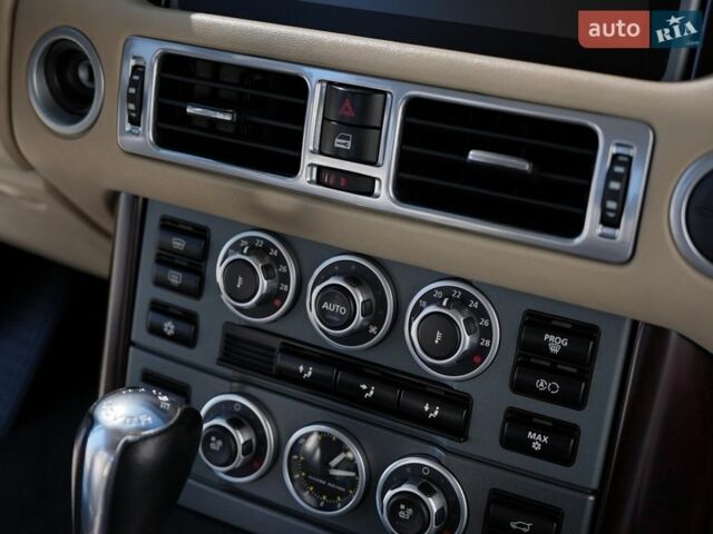 Синий Ленд Ровер Рендж Ровер, объемом двигателя 3.63 л и пробегом 201 тыс. км за 22000 $, фото 14 на Automoto.ua