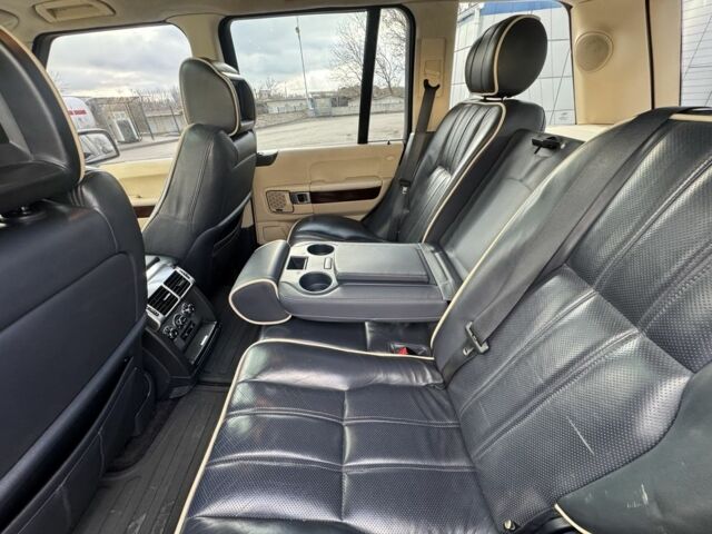 Синий Ленд Ровер Рендж Ровер, объемом двигателя 0 л и пробегом 300 тыс. км за 11000 $, фото 19 на Automoto.ua