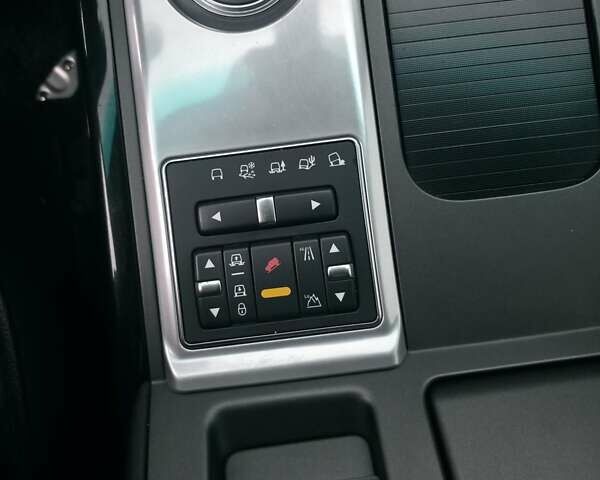 Синий Ленд Ровер Рендж Ровер, объемом двигателя 4.37 л и пробегом 394 тыс. км за 25000 $, фото 29 на Automoto.ua