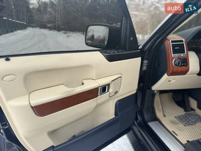 Синий Ленд Ровер Рендж Ровер, объемом двигателя 5 л и пробегом 192 тыс. км за 12700 $, фото 25 на Automoto.ua