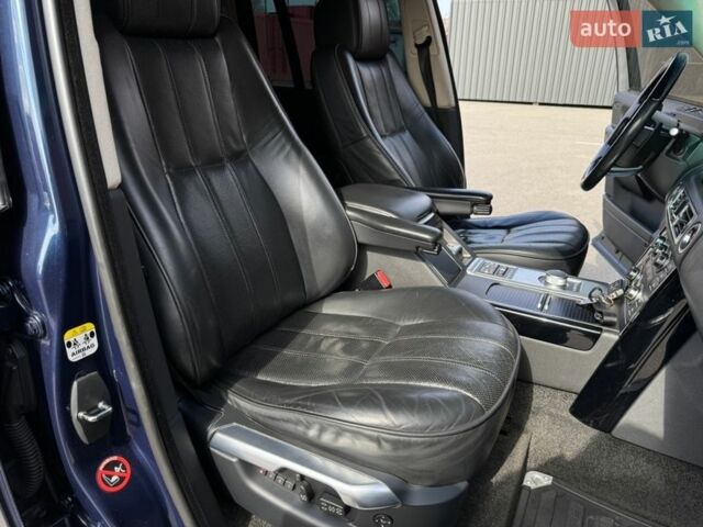 Синій Ленд Ровер Рендж Ровер, об'ємом двигуна 4.37 л та пробігом 394 тис. км за 19900 $, фото 16 на Automoto.ua