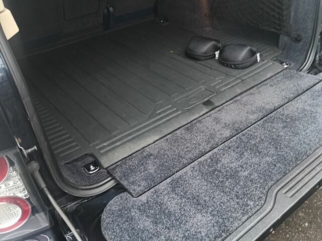 Синий Ленд Ровер Рендж Ровер, объемом двигателя 4.4 л и пробегом 308 тыс. км за 441 $, фото 3 на Automoto.ua