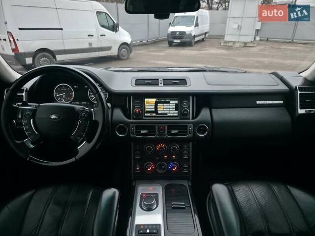 Синий Ленд Ровер Рендж Ровер, объемом двигателя 4.37 л и пробегом 394 тыс. км за 25000 $, фото 30 на Automoto.ua