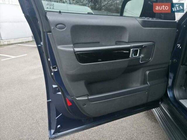 Синий Ленд Ровер Рендж Ровер, объемом двигателя 4.37 л и пробегом 394 тыс. км за 25000 $, фото 15 на Automoto.ua